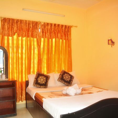 Hotel Direction Pokhara Eksteriør billede