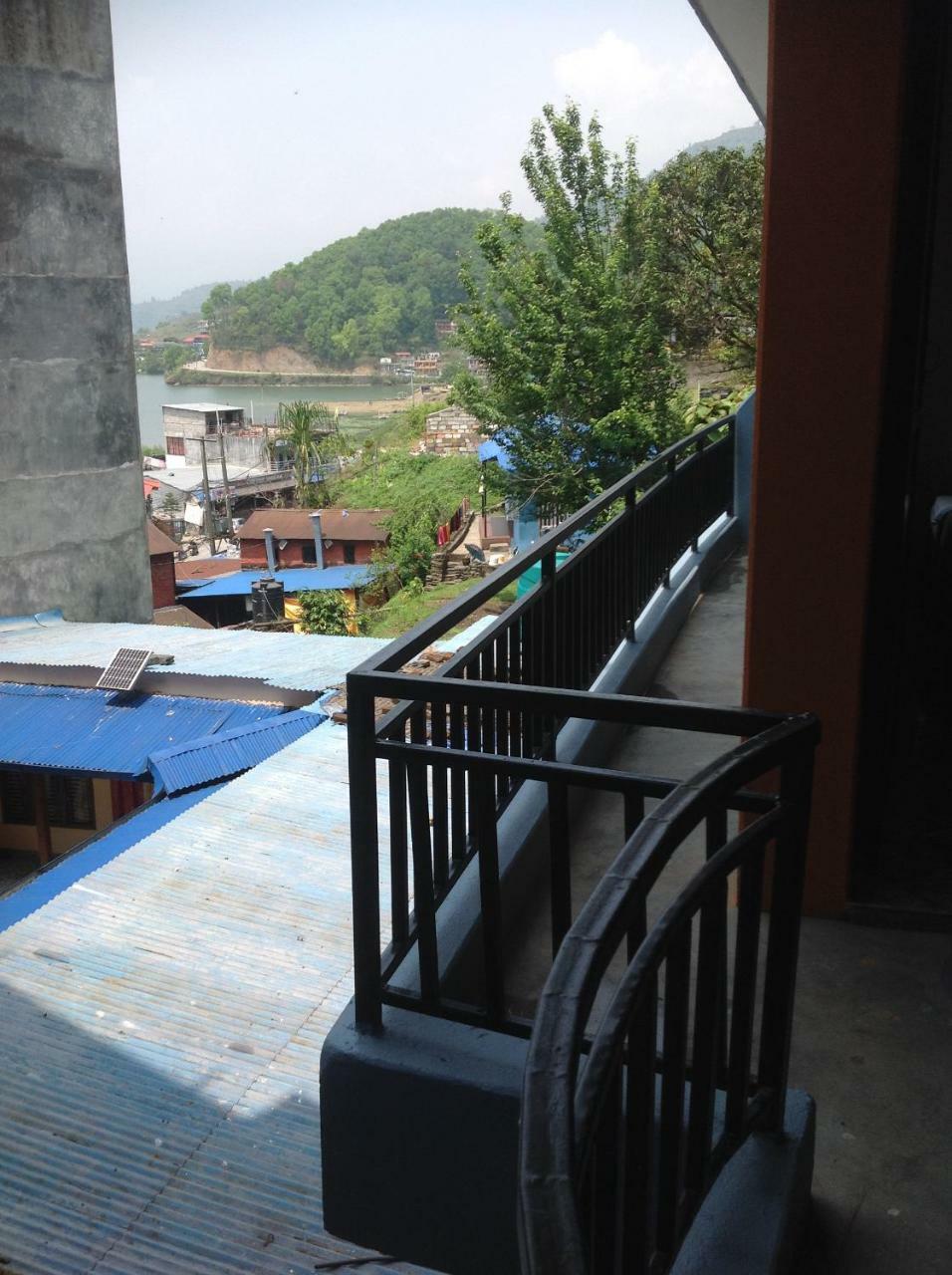 Hotel Direction Pokhara Eksteriør billede