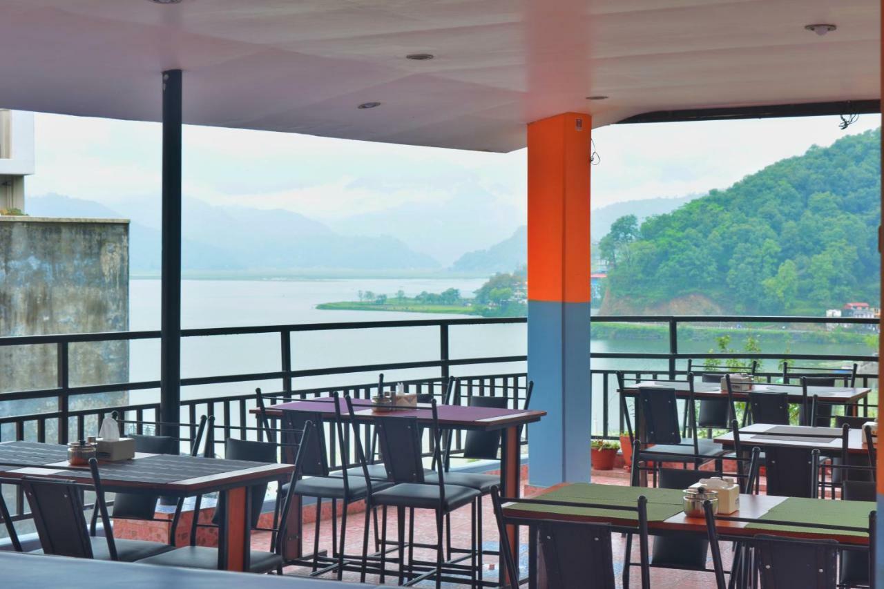Hotel Direction Pokhara Eksteriør billede